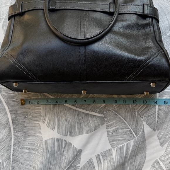 Coach Vintage Black Leather Handbag - Picture 8 of 11